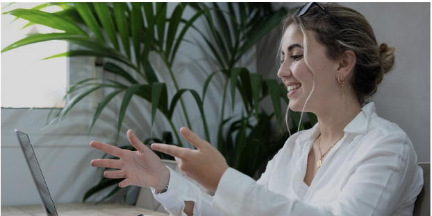 Lady talking animated